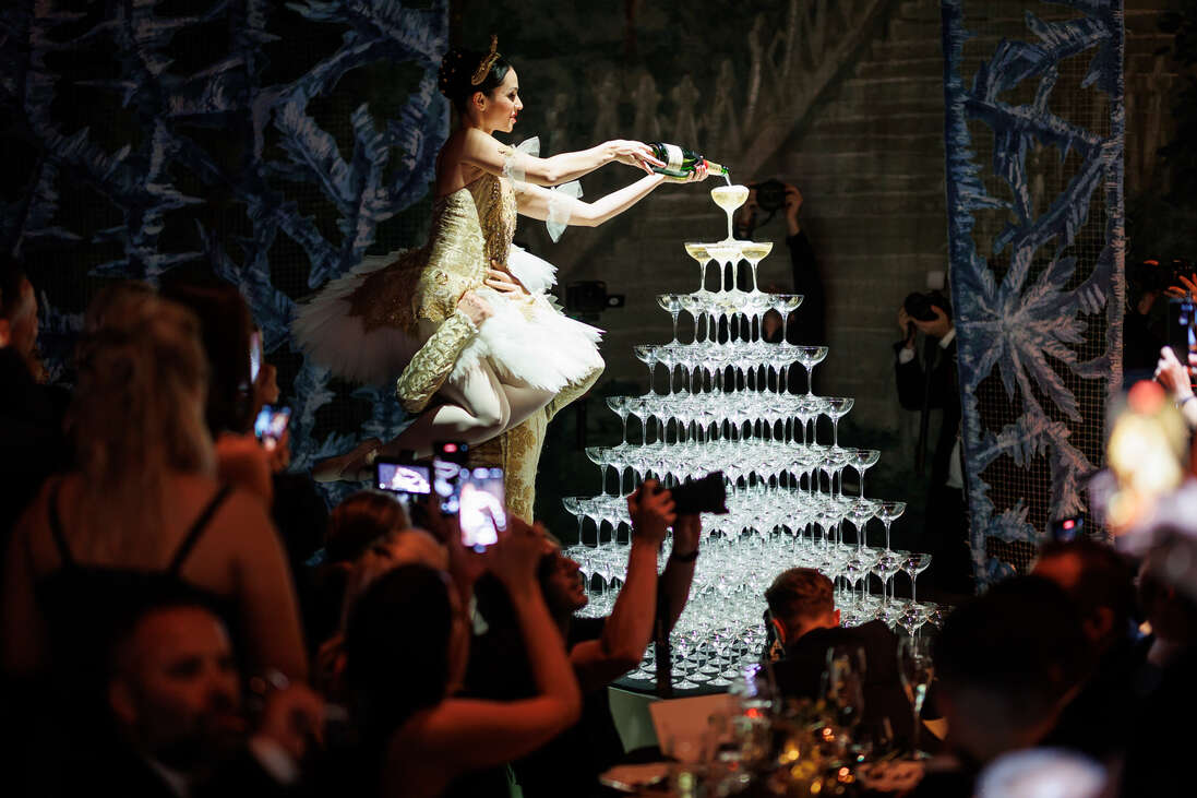 „A buborékok részei a varázslatnak” – Így vált a pezsgő az ünnepeink italává