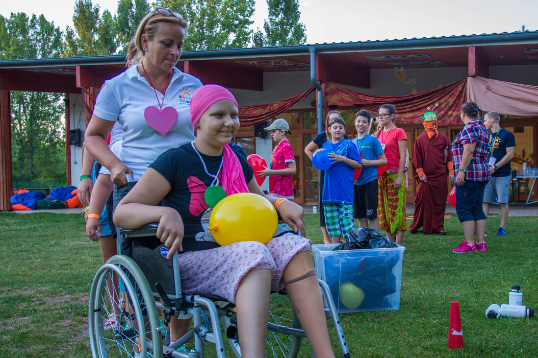 Bátor Tábor „Gyere, megnézzük, itt milyen buli van!”