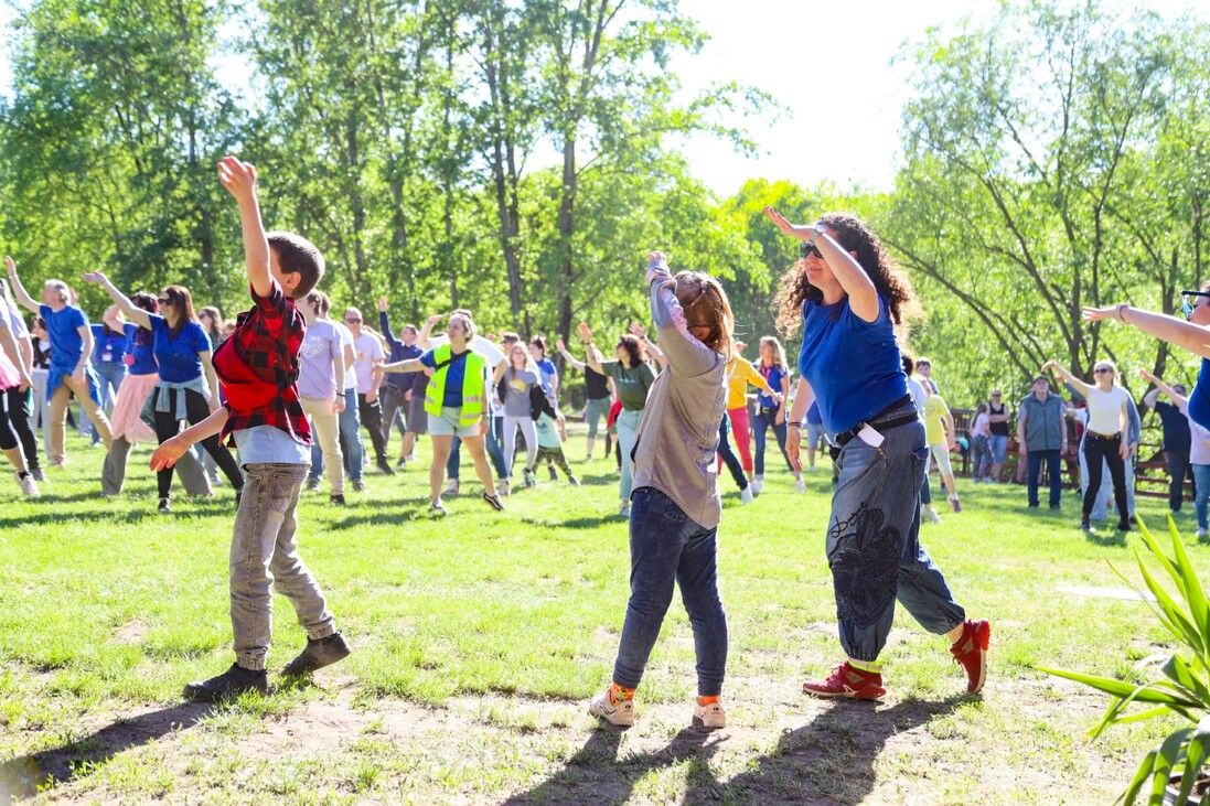 Bátor Tábor „Gyere, megnézzük, itt milyen buli van!”