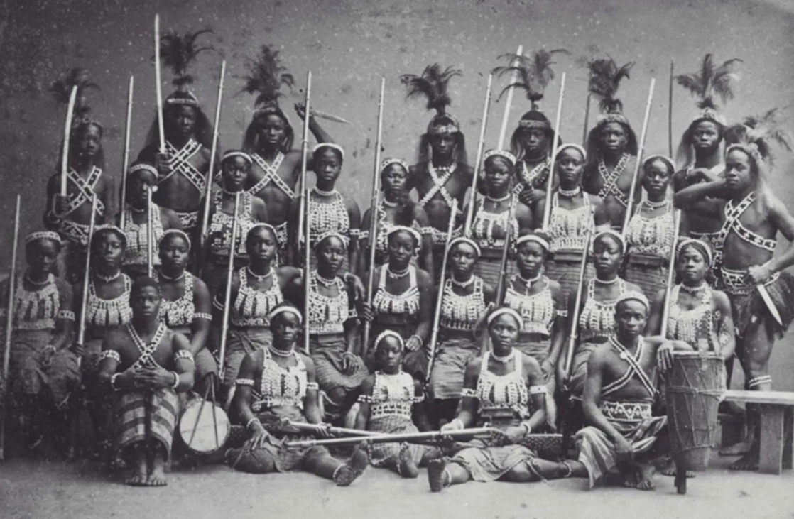 Fekete amazonok: a Dahomey Királyság legendás, rettegett női harcosai