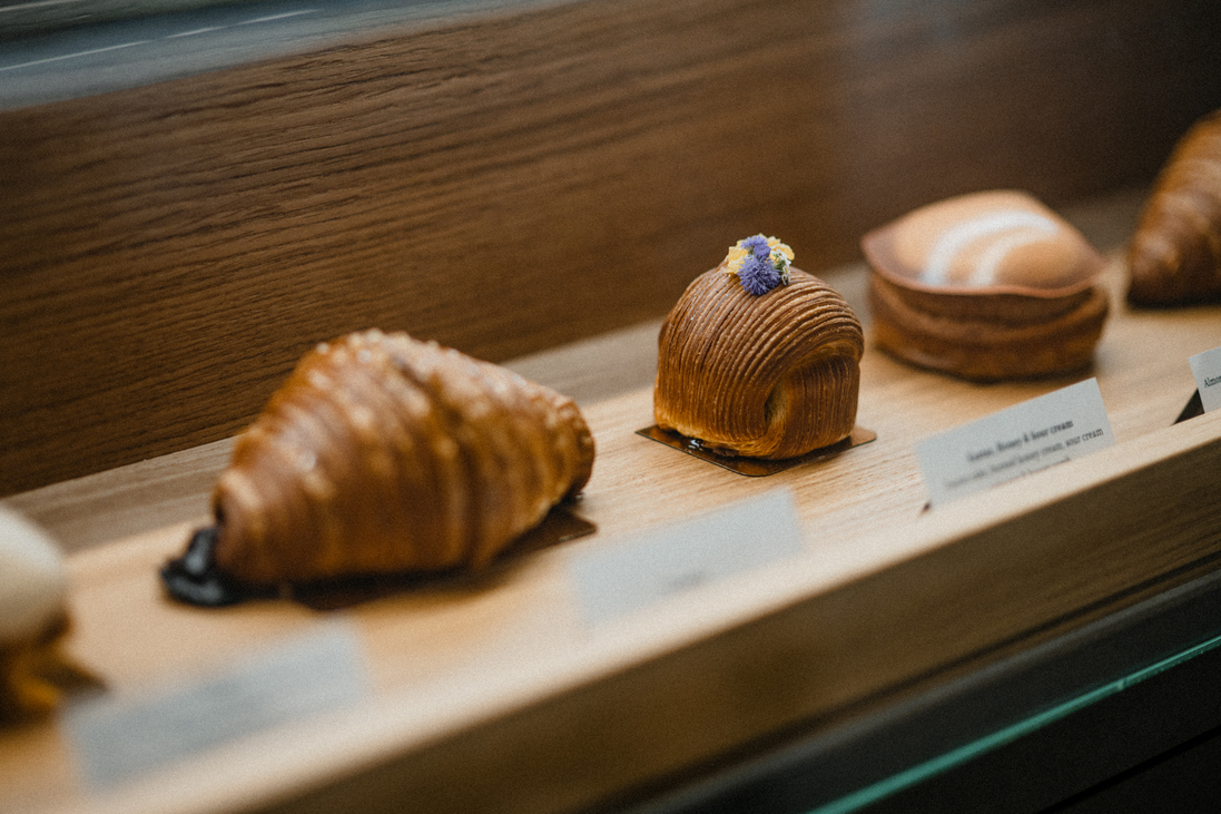 A croissant lelke a spanyol vajban lakik – Izraeli csapat croissant éttermet nyitott Budapesten