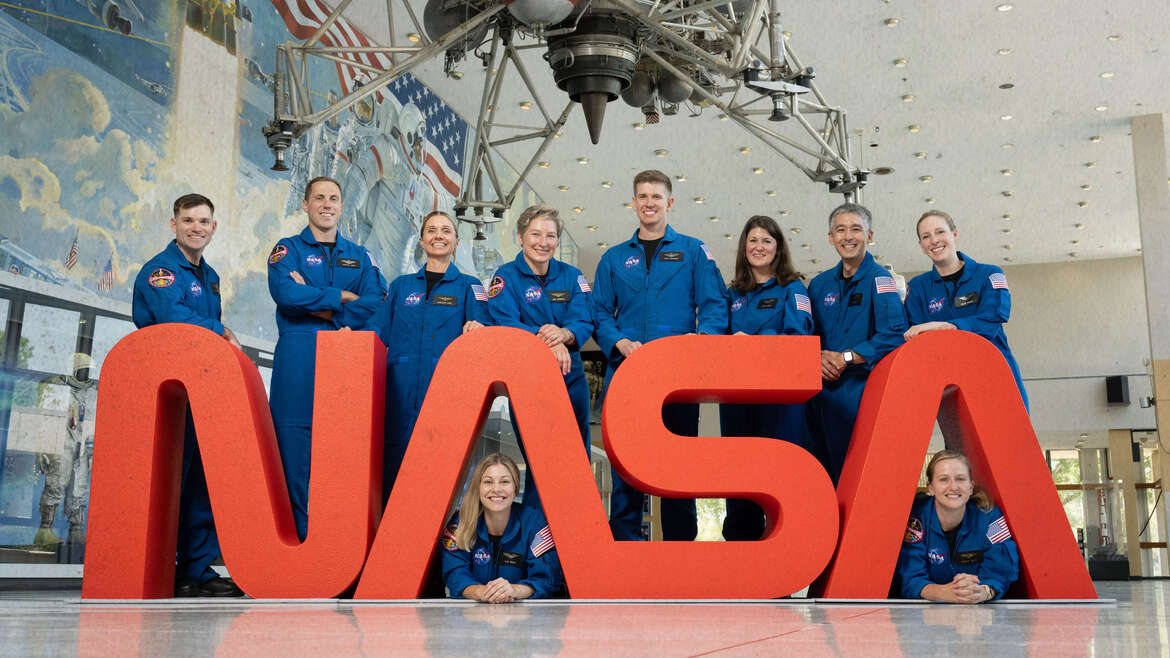 Történelmi pillanat: Tízből hat nő a NASA új űrhajósai között