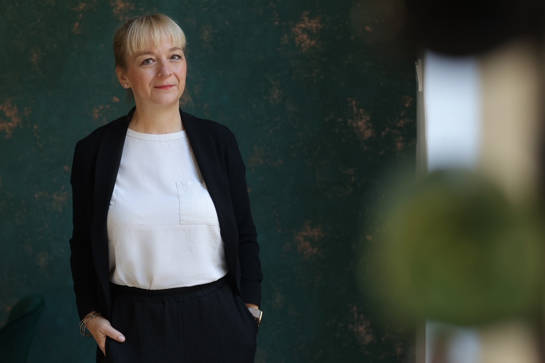 „Sok nőnek fogalma sincs arról, hogy van, mit érez” – A felépüléshez nem elég csupán letenni az italt