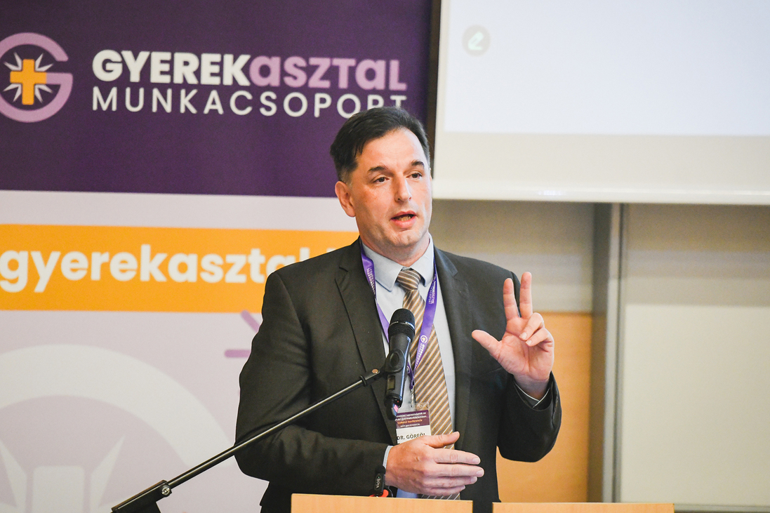Amikor a tekintély fontosabb, mint a gyerekek védelme – Mit tudunk most az egyházi szexuális visszaélésekről?