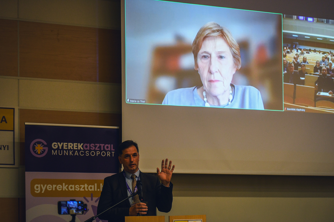 Amikor a tekintély fontosabb, mint a gyerekek védelme – Mit tudunk most az egyházi szexuális visszaélésekről?