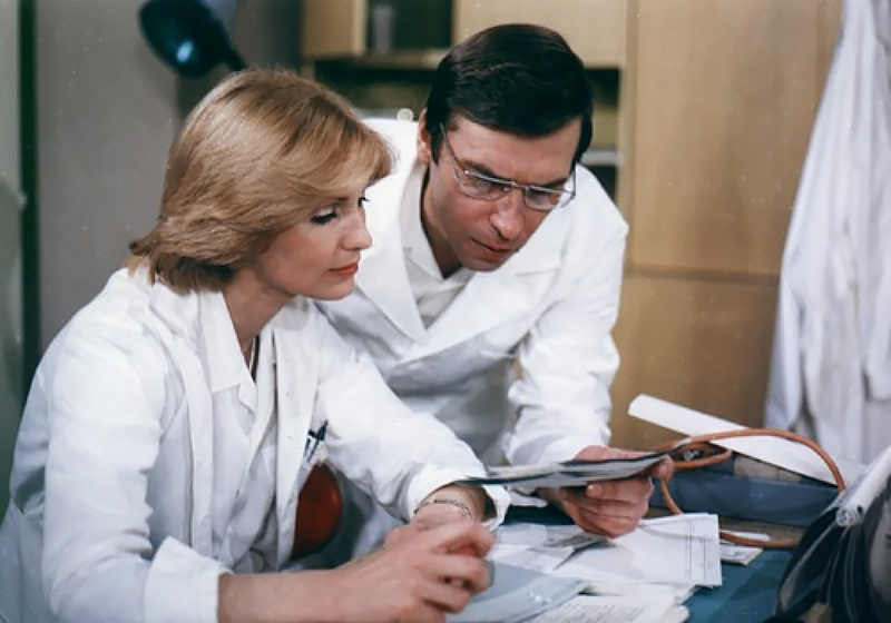 Kedd esti szerelmeink: sorozatsztárok, akikre egy ország gerjedt a '80-as években