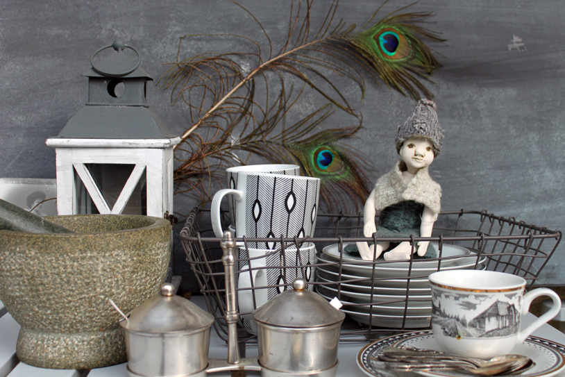 Mix'n Match reggelizőszett a szürke összes árnyalatában a Vintagechic online galériából