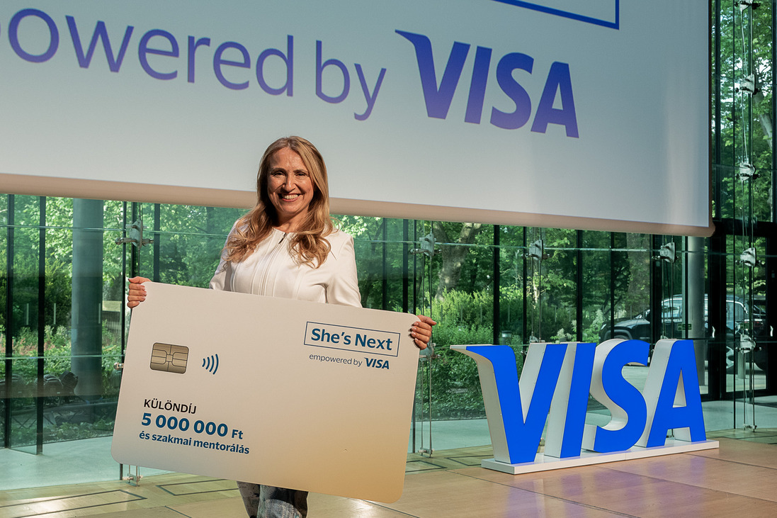 Női vállalkozónak lenni magányos műfaj? Nem kell annak lennie! Egymás kezét fogva várták az eredményt a vállalkozónők a Visa She’s Next 2026-os pályázatán