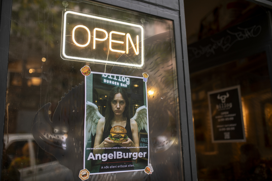 „Apám bejött a szobámba, és tett velem ezt-azt” – a Billog Burger tulajdonosát szívszorító, borzalmas történetekkel keresik fel