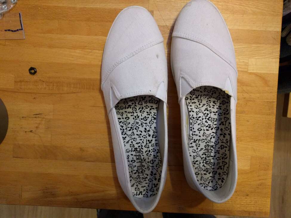 fehér cipő 