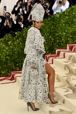 Rihanna Maison Margielában - Forrás: Getty Images/John Shearer/Getty Images for The Hollywood Reporter