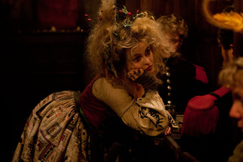 A nyomorultak, Thénardier asszony szerepében (Working Title films, 2012)