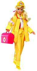 Tűzoltó Barbie 1995-ből - Forrás: - Forrás:  Mattel, Inc.
