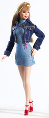 Milleniumi Barbie 1999-ből - Forrás: - Forrás:  Mattel, Inc.