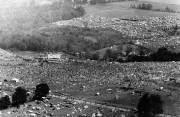 A Woodstocki fesztivál felülről - Forrás: Getty Images/Daniel Wolf/The Boston Globe