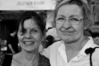 Molnár Krisztina Rita és Ferenczi Krisztina az Ünnepi Könyvhéten, 2014-ben – Fotó: Rick Zsófi